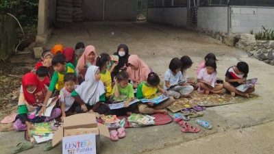 Saat Gaya Hidup Jadi Pilihan Banyak Orang, Taman Bacaan Justru Jadi Jalan Hidup – Humaniora