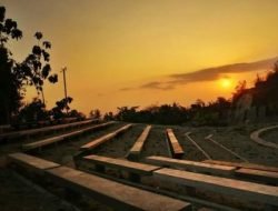 Di Tepi Senja – Fiksi