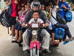 Can You Have An Extremely Open Mind?