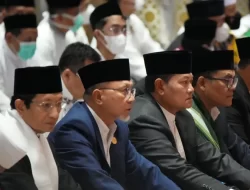 Mantan Wapres Dan Wapres Indonesia Bersama Panglima TNI Sholat Ied Di Istiqlal