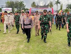 Peserta Latsitardanus Termasuk Praja IPDN Melakukan Latihan Gabungan