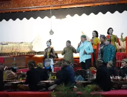 Laksamana Budayawan Gelar Wayang Semar Boyong Di Kodam V Brawijaya