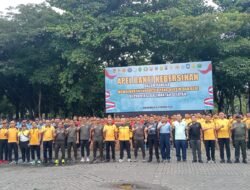South Kalimantan Police, regional leaders hold community clean-up in Banjarmasin