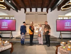 Menteri Keuangan Perpusataan 05 898815350